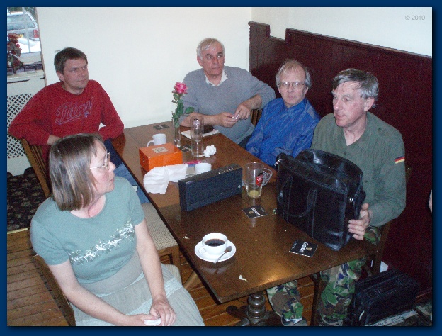 600x449 pixels (141K)